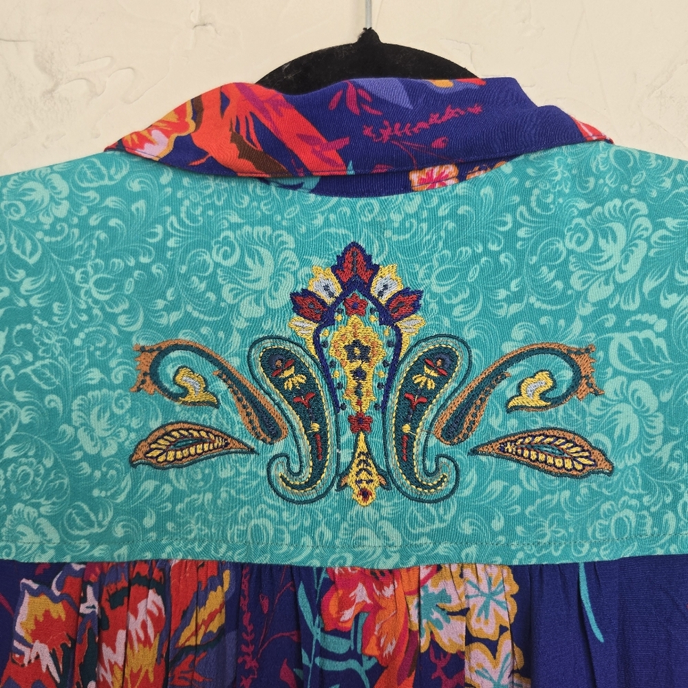 Soft Surroundings Patchwork Embroidered Boho Butt… - image 7